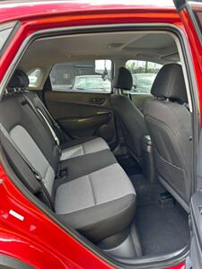 2021 Hyundai KONA SEL   - Photo 10 - Denver, CO 80204