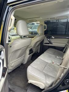 2014 Lexus GX 460   - Photo 5 - Denver, CO 80204