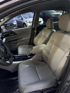 2017 Honda Accord LX   - Photo 7 - Denver, CO 80204