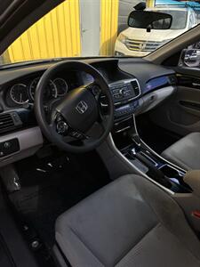2017 Honda Accord LX   - Photo 5 - Denver, CO 80204
