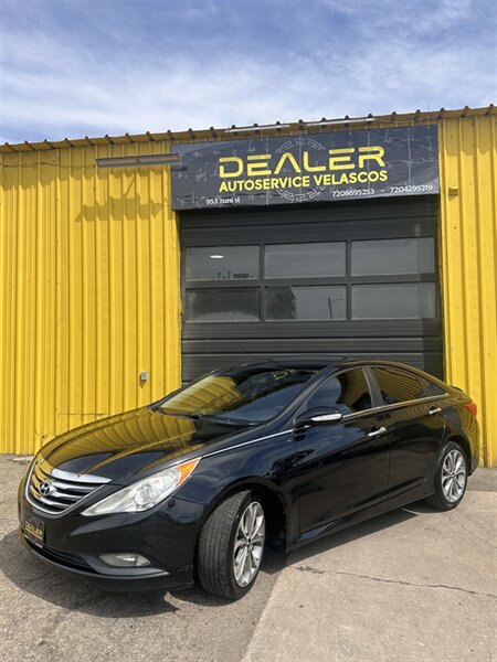 2014 Hyundai SONATA SE - Photo 1 - Denver, CO 80204