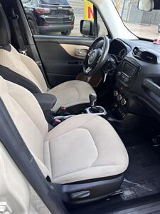 2015 Jeep Renegade Latitude   - Photo 6 - Denver, CO 80204