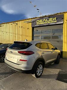 2020 Hyundai TUCSON SE   - Photo 4 - Denver, CO 80204