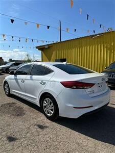 2017 Hyundai ELANTRA SE   - Photo 4 - Denver, CO 80204