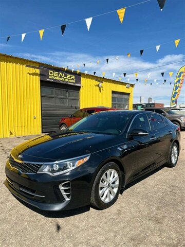 2017 Kia Optima EX   - Photo 1 - Denver, CO 80204