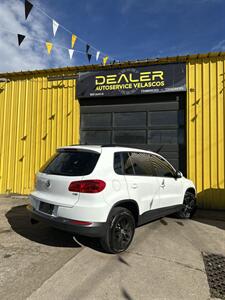 2017 Volkswagen Tiguan 2.0T Limited S   - Photo 5 - Denver, CO 80204