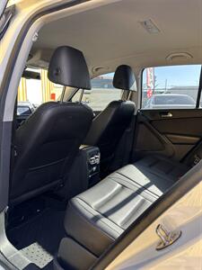 2017 Volkswagen Tiguan 2.0T Limited S   - Photo 10 - Denver, CO 80204