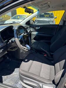 2020 Kia Rio LX   - Photo 7 - Denver, CO 80204
