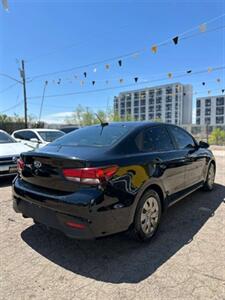2020 Kia Rio LX   - Photo 3 - Denver, CO 80204