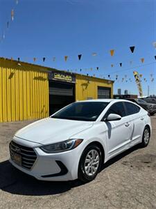 2018 Hyundai ELANTRA SE   - Photo 2 - Denver, CO 80204