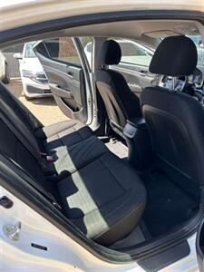 2018 Hyundai ELANTRA SE   - Photo 8 - Denver, CO 80204