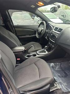 2013 Dodge Avenger SE   - Photo 10 - Denver, CO 80204