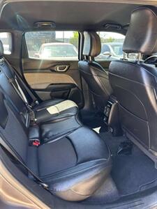 2024 Jeep Compass Latitude   - Photo 8 - Denver, CO 80204