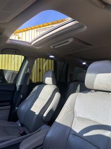 2016 Honda Pilot Elite - Photo 11 - Denver, CO 80204