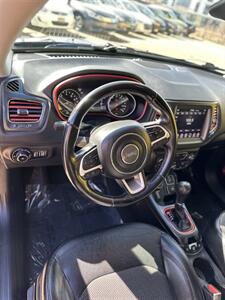 2020 Jeep Compass Trailhawk   - Photo 10 - Denver, CO 80204