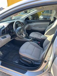 2019 Hyundai ELANTRA SE   - Photo 6 - Denver, CO 80204