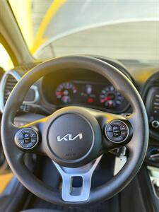 2022 Kia Soul LX   - Photo 12 - Denver, CO 80204