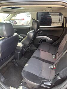 2012 Mitsubishi Outlander SE   - Photo 4 - Denver, CO 80204