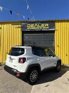 2016 Jeep Renegade Trailhawk   - Photo 4 - Denver, CO 80204