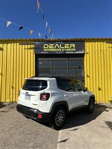2016 Jeep Renegade Trailhawk   - Photo 3 - Denver, CO 80204
