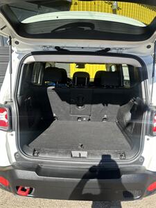 2016 Jeep Renegade Trailhawk   - Photo 5 - Denver, CO 80204