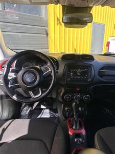2016 Jeep Renegade Trailhawk   - Photo 10 - Denver, CO 80204