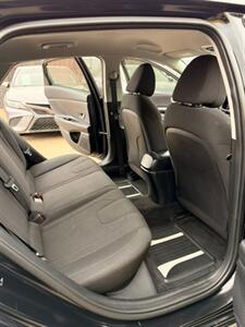 2021 Hyundai ELANTRA SE - Photo 12 - Denver, CO 80204