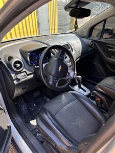 2016 Chevrolet Trax LT   - Photo 5 - Denver, CO 80204