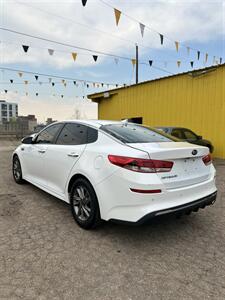 2020 Kia Optima LX   - Photo 4 - Denver, CO 80204