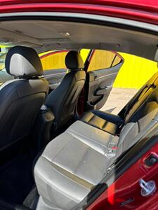 2017 Hyundai ELANTRA SE - Photo 7 - Denver, CO 80204