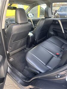 2015 Toyota RAV4 Limited   - Photo 5 - Denver, CO 80204