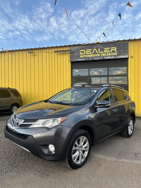 2015 Toyota RAV4 Limited   - Photo 1 - Denver, CO 80204