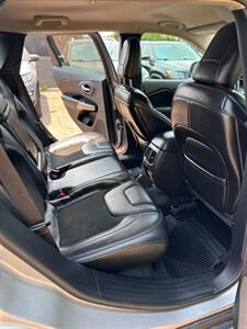 2019 Jeep Cherokee Latitude Plus - Photo 11 - Denver, CO 80204