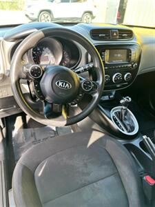2017 Kia Soul - Photo 5 - Denver, CO 80204