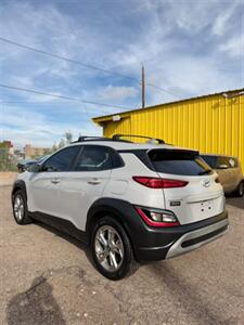 2022 Hyundai KONA SEL   - Photo 3 - Denver, CO 80204