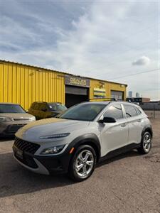2022 Hyundai KONA SEL   - Photo 1 - Denver, CO 80204