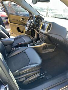 2017 Jeep Compass Latitude   - Photo 9 - Denver, CO 80204