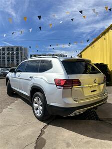 2019 Volkswagen Atlas V6 SE   - Photo 2 - Denver, CO 80204