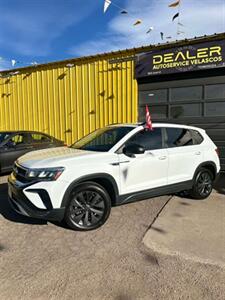 2022 Volkswagen Taos S 4Motion - Photo 2 - Denver, CO 80204