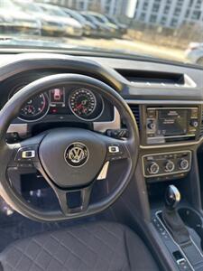 2018 Volkswagen Atlas 2.0T S   - Photo 8 - Denver, CO 80204