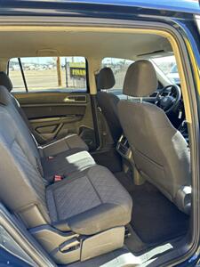 2018 Volkswagen Atlas 2.0T S   - Photo 5 - Denver, CO 80204