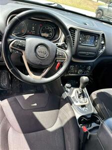 2015 Jeep Cherokee Latitude   - Photo 9 - Denver, CO 80204