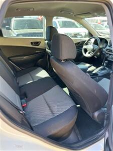 2019 Hyundai KONA SE   - Photo 8 - Denver, CO 80204