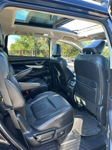 2019 Subaru Ascent Limited 7-Passenger   - Photo 10 - Denver, CO 80204