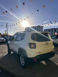 2017 Jeep Renegade Latitude   - Photo 3 - Denver, CO 80204