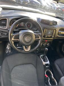 2017 Jeep Renegade Latitude   - Photo 7 - Denver, CO 80204