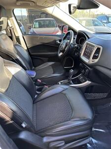 2018 Jeep Compass Latitude   - Photo 10 - Denver, CO 80204