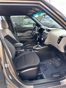 2018 Kia Soul - Photo 8 - Denver, CO 80204