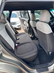 2018 Kia Soul - Photo 7 - Denver, CO 80204