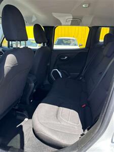 2018 Jeep Renegade Latitude   - Photo 5 - Denver, CO 80204